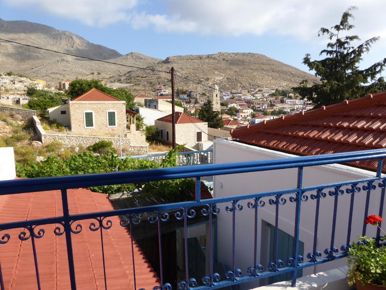 Villa Yorgos Chalki Town Exterior photo
